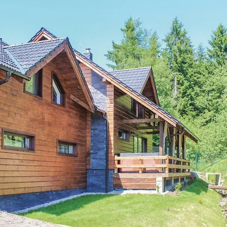Feriehus Three-bedroom Holiday In Oscadnica